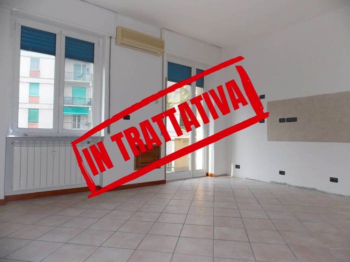 Appartamento trilocale in vendita in Via Vesuvio, Oregina, Genova