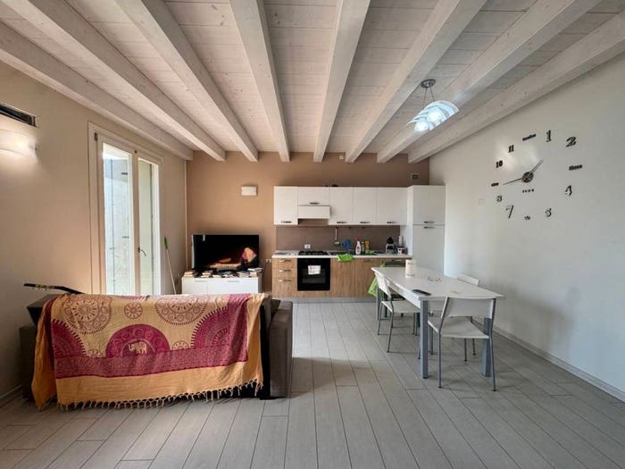 Appartamento trilocale in vendita in VIA MATTEOTTI, Centro, Noventa Vicentina
