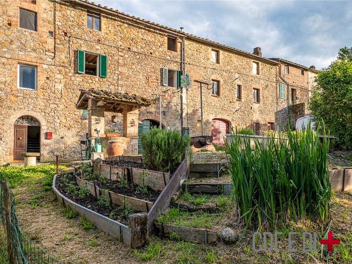 Casa con 5 locali in vendita in Località Casino, Chiusdino