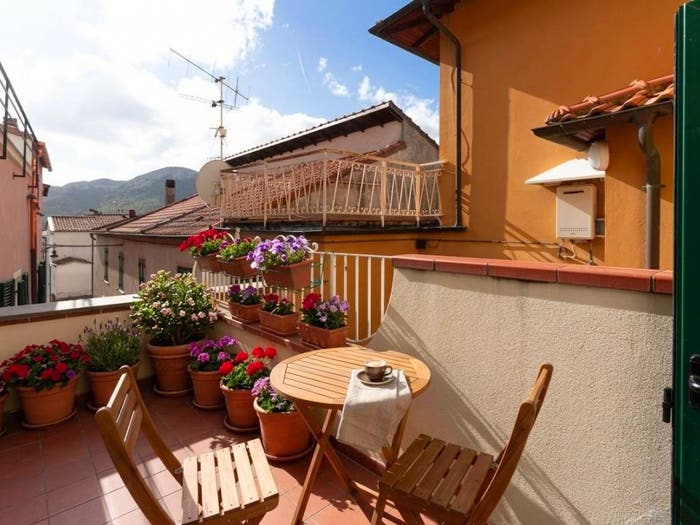 Appartamento quadrilocale in vendita in Via Marconi, Feglino, Orco Feglino