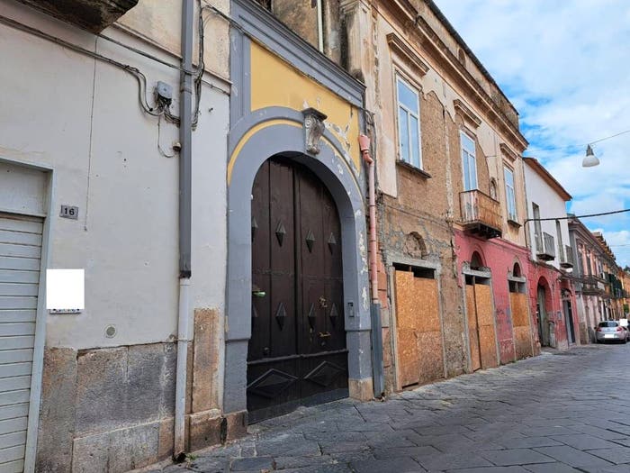 Casa con 5 locali in vendita in Via Appia, Centro, Maddaloni