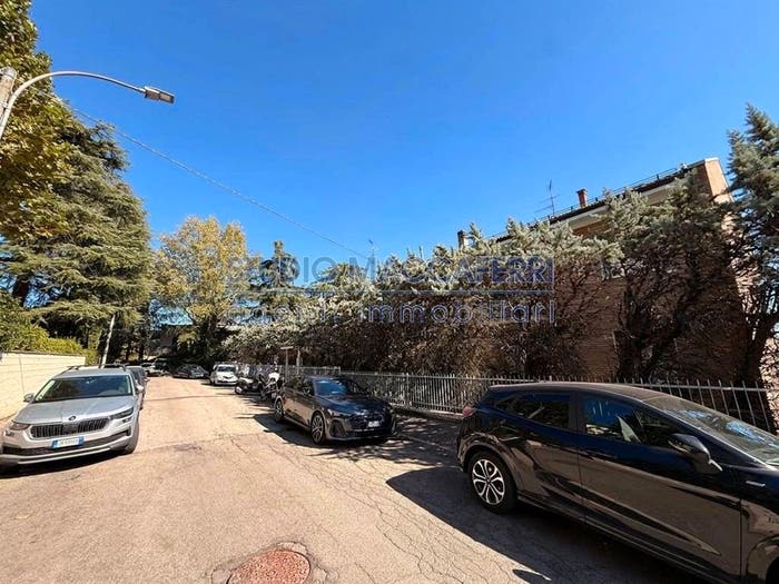 Appartamento quadrilocale in vendita in Via Fleming, Colli Murri, Bologna