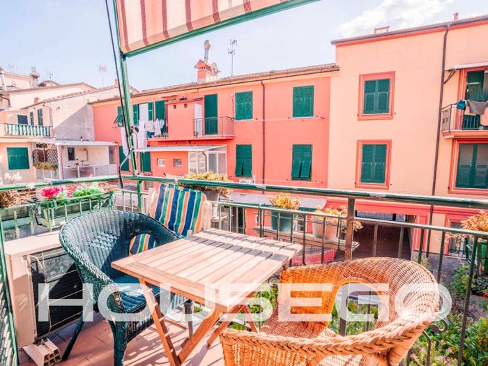 Appartamento trilocale in vendita in Via Nazionale, Centro, Sestri Levante