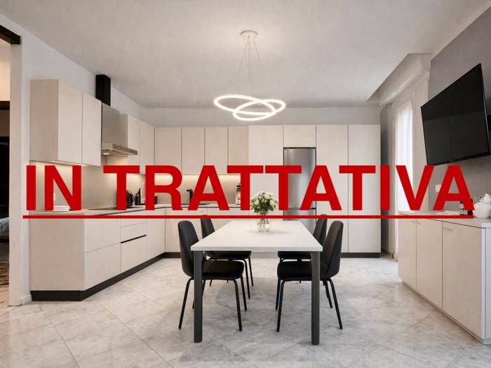 Appartamento quadrilocale in vendita in Via Pietro Battola, Ome
