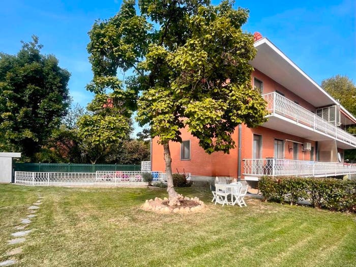Casa con 6 locali in vendita in Via Francesco Borromini, Cittadella Villaggio Dalmazia, Novara