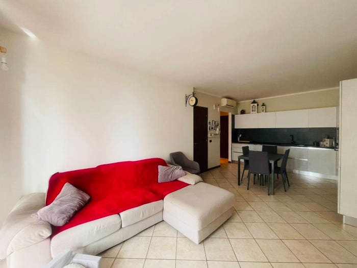 Appartamento trilocale in vendita in Via Campo Longura, Malagnino