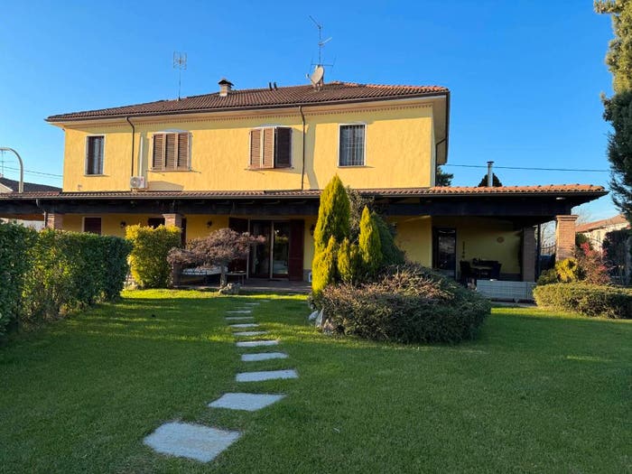 Casa con 6 locali in vendita in Via Luigi Lodi, Litta Parodi, Alessandria