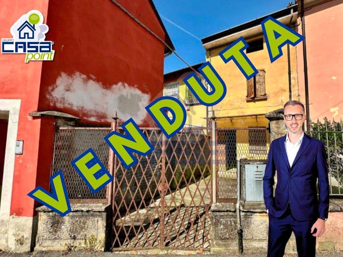 Casa con 6 locali in vendita in VIA ROMA, Centro, Crotta d'Adda