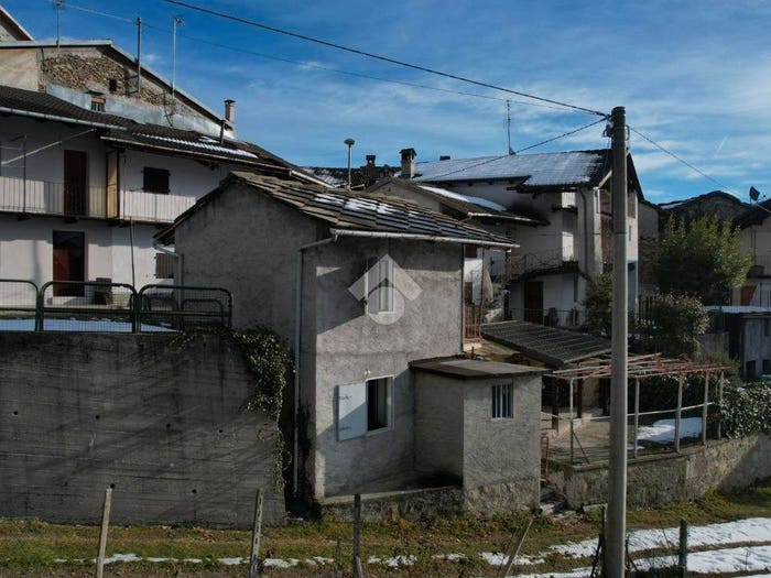 Casa trilocale in vendita in Borgata rolando, Coazze