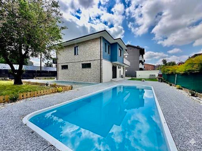 Casa con 6 locali in vendita in Via Antonio Gramsci, Bettola Zelo Foramagno, Peschiera Borromeo