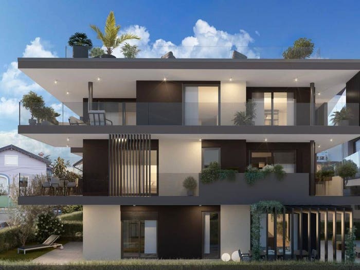Appartamento quadrilocale in vendita in Via Peschiera, Desenzano Centro, Desenzano del Garda