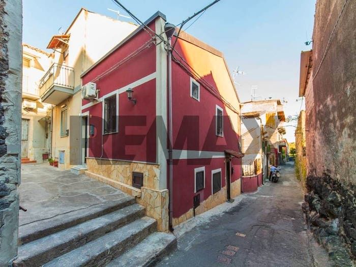 Appartamento trilocale in vendita in Via Fossa Della Creta, Concordia Acquicella Porto, Catania
