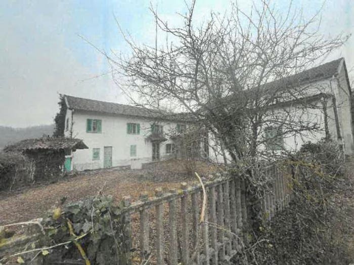 Casa con 5 locali in vendita in Regione San Rocco, Monastero Bormida