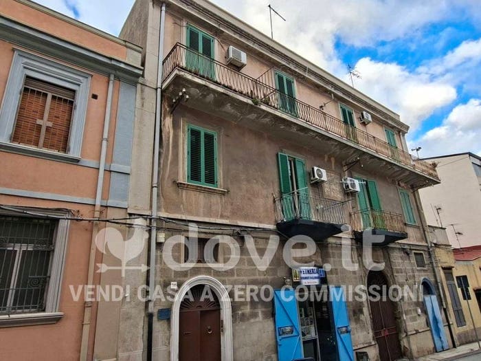 Appartamento quadrilocale in vendita in Via Santa Marta, Gonzaga, Messina