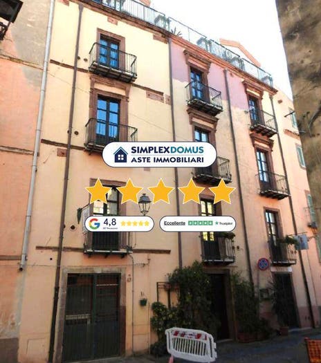 Appartamento trilocale in vendita in Corso Vittorio Emanuele II, Centro, Bosa
