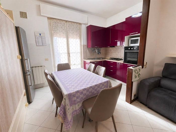 Appartamento quadrilocale in vendita in Agazzi, Arezzo