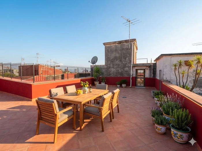 Appartamento con 5 locali in vendita in Via Foria, Sanità, Napoli