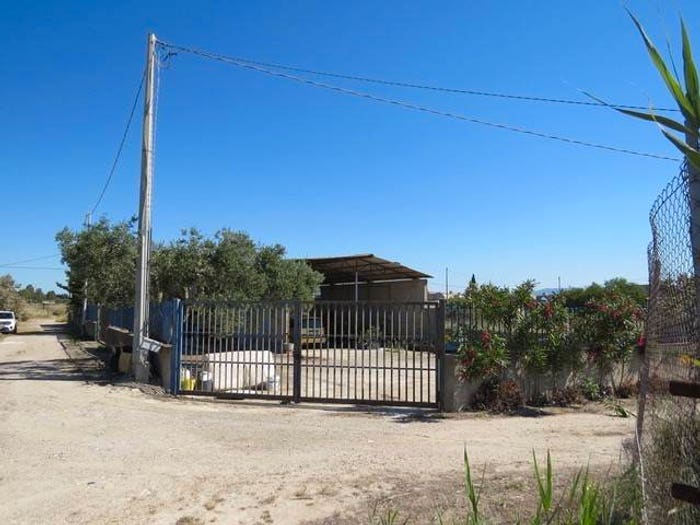 Casa con 6 locali in vendita in Strada Terra e Teula, Monserrato