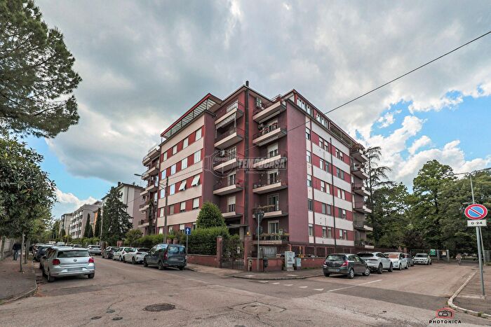 Appartamento con 5 locali in vendita in Forli'