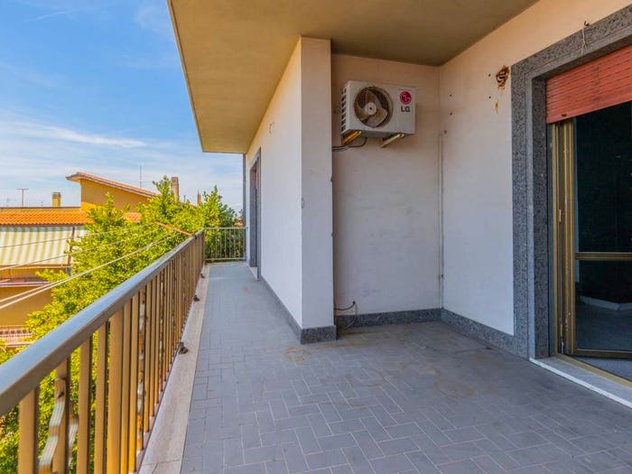 Appartamento quadrilocale in vendita in Via Giuseppe Verdi, Pavona, Castel Gandolfo