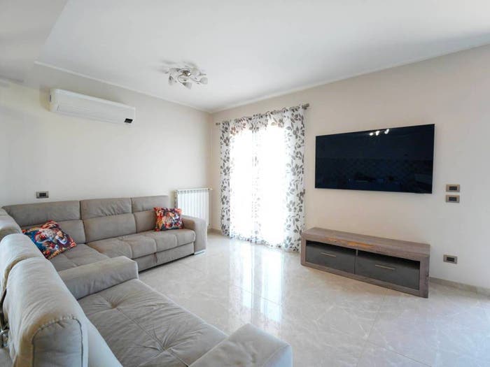 Appartamento con 5 locali in vendita in Via G Spitaleri, San Pietro Clarenza