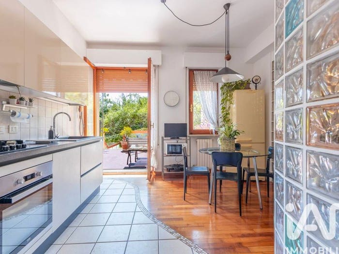 Appartamento con 5 locali in vendita in Via Giuseppe Mario Marsigliani, Borgo Rodi, Ancona