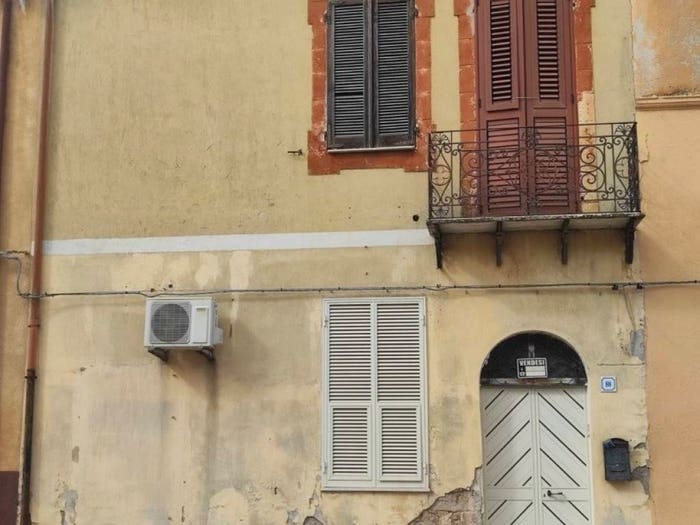 Casa con 6 locali in vendita in Via VITTORIO EMANUELE, Bonnanaro