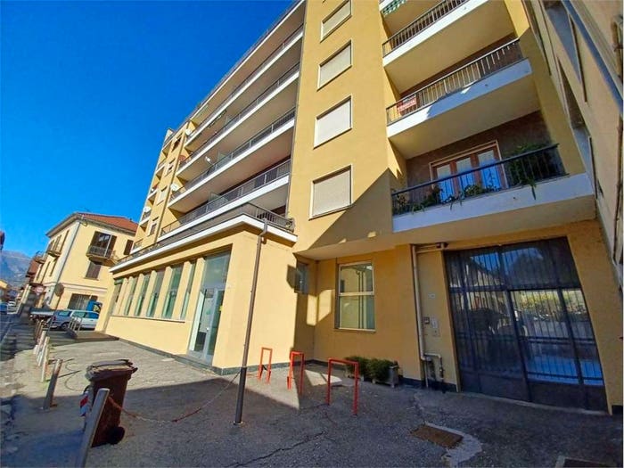 Appartamento bilocale in vendita in Aosta, Centro, Borgofranco d'Ivrea