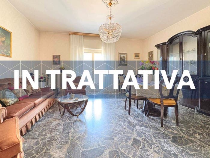 Appartamento quadrilocale in vendita in Via della Croce, Centro, Matera