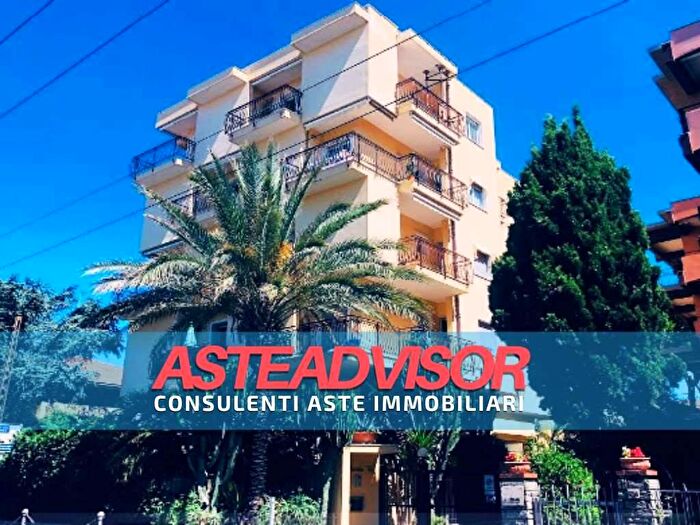 Appartamento con 5 locali in vendita in Via Vittorio Emanuele, Centro, Bordighera