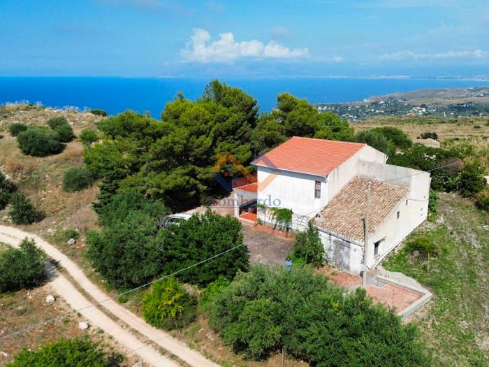 Casa con 6 locali in vendita in Contrada Sarmuci, Castellammare del Golfo