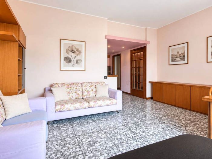 Appartamento trilocale in vendita in Via Don Emanuele Cattaneo, San Domenico, Legnano