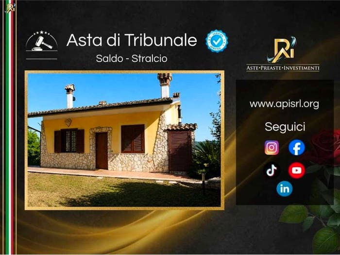 Appartamento trilocale in vendita in Via san lucia, Forano