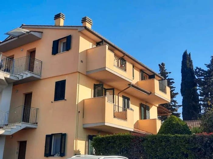 Appartamento trilocale in vendita in Via Roma, Castellina Marittima