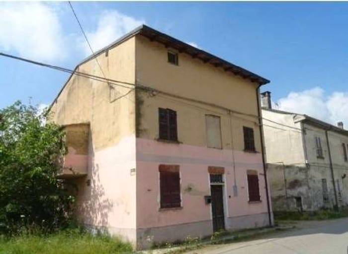 Casa con 6 locali in vendita in Via Villa Biscossi, Centro, Galliavola