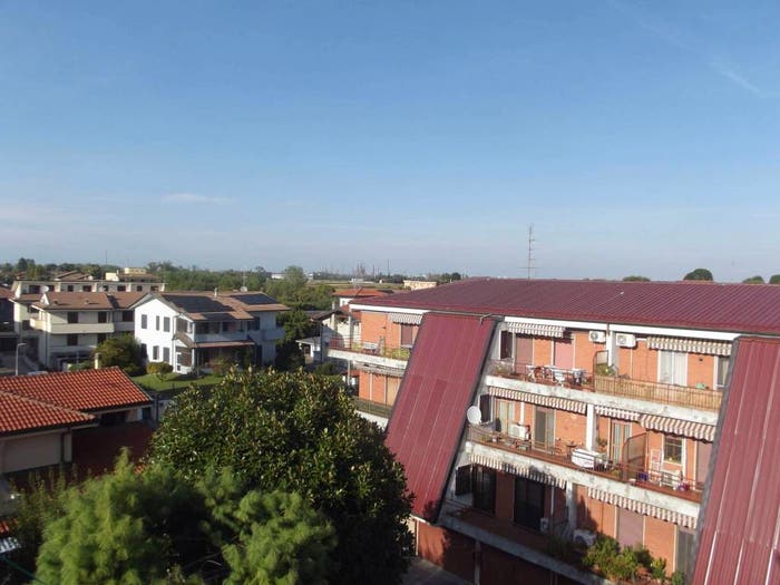 Appartamento quadrilocale in vendita in Via Novembre, Cerano