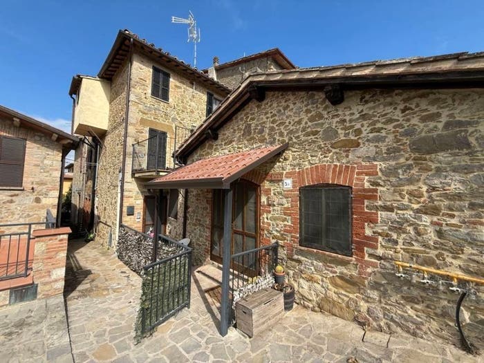 Casa con 5 locali in vendita in via catafone, Piegaro