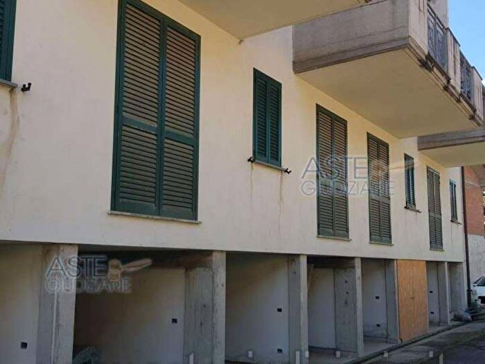 Appartamento quadrilocale in vendita in Via Fosco Occhibelli, Centro, Monsummano Terme