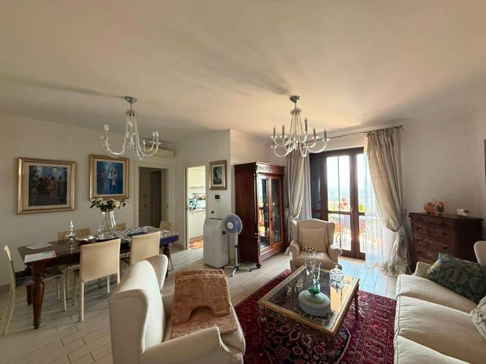 Appartamento trilocale in vendita in Via Amalfi, Centro, Mentana