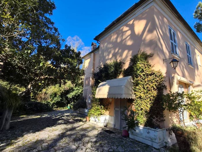 Casa con 6 locali in vendita in Via Flaminia, Sant'Oreste