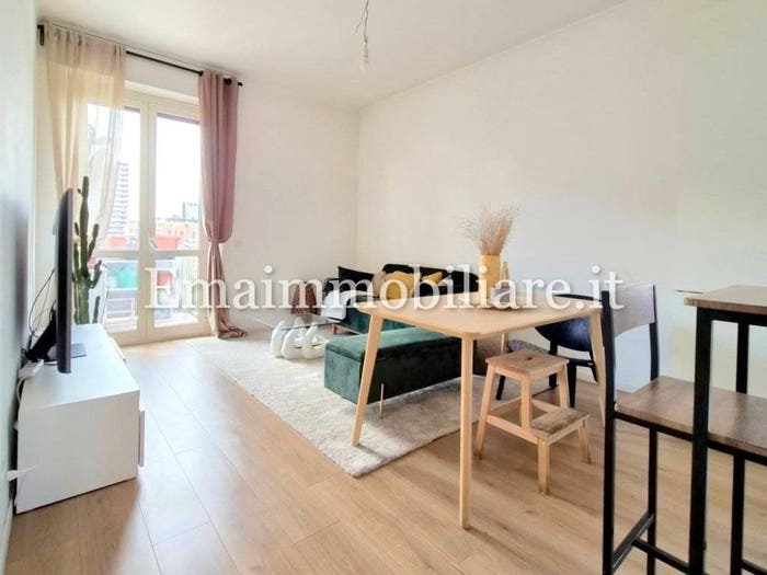 Appartamento trilocale in vendita in Viale Lucania, Bologna Sulmona, Milano