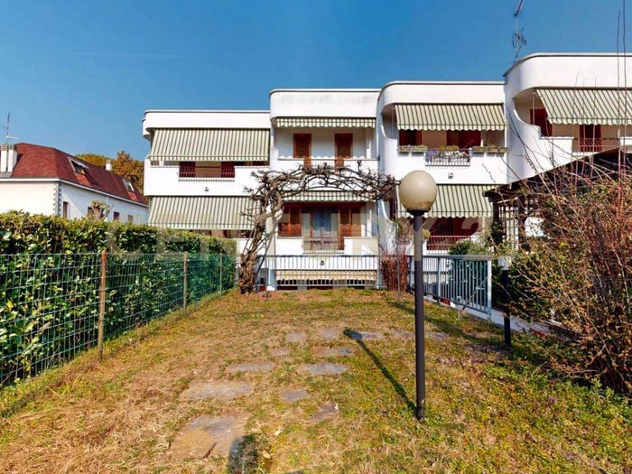 Casa con 5 locali in vendita in Via Baraggiole, Calderara, Paderno Dugnano