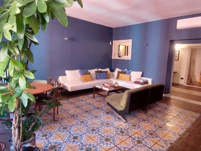 Appartamento con 6 locali in vendita in Via Santa Maria, Centro, Carrara