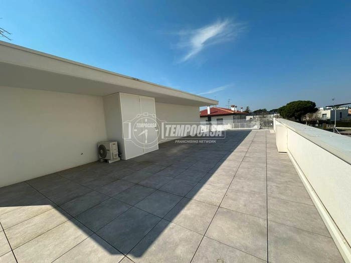 Appartamento trilocale in vendita in Lido Centro Ovest, Jesolo