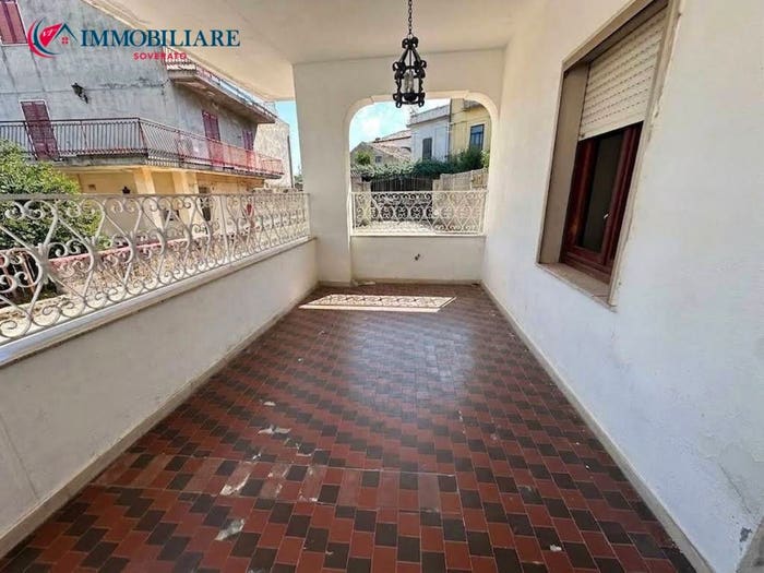 Appartamento trilocale in vendita in Soverato Superiore, Soverato