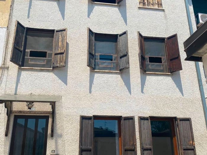 Casa con 5 locali in vendita in Via Cristoforo Colombo, Zanè