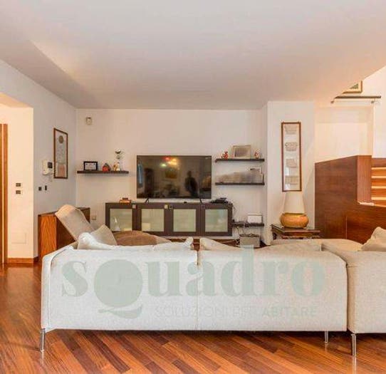 Appartamento con 6 locali in vendita in Via Biagio Bernardi, Spazzoli Medaglie D'Oro, Forlì
