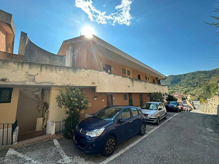 Appartamento bilocale in vendita in Calalunga Pietragrande, Montauro