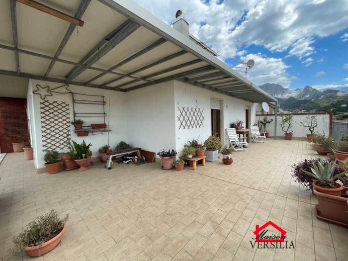 Appartamento con 6 locali in vendita in Viale XX Settembre, Stadio Sant'Antonio Marasio, Carrara