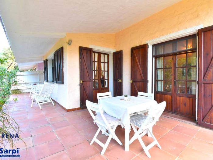 Casa quadrilocale in vendita in Via Mannucciu, Rena Majore, Aglientu